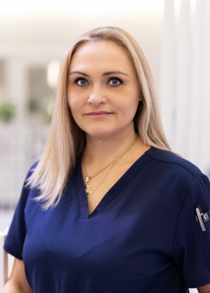 Kristina Kähr, Valvekliinik